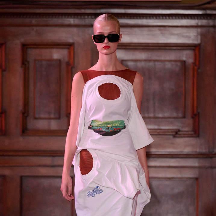 mykita-nima-predstavlena-na-pokazi-laura-gerte-pid-chas-berlin-fashion-week-ss27